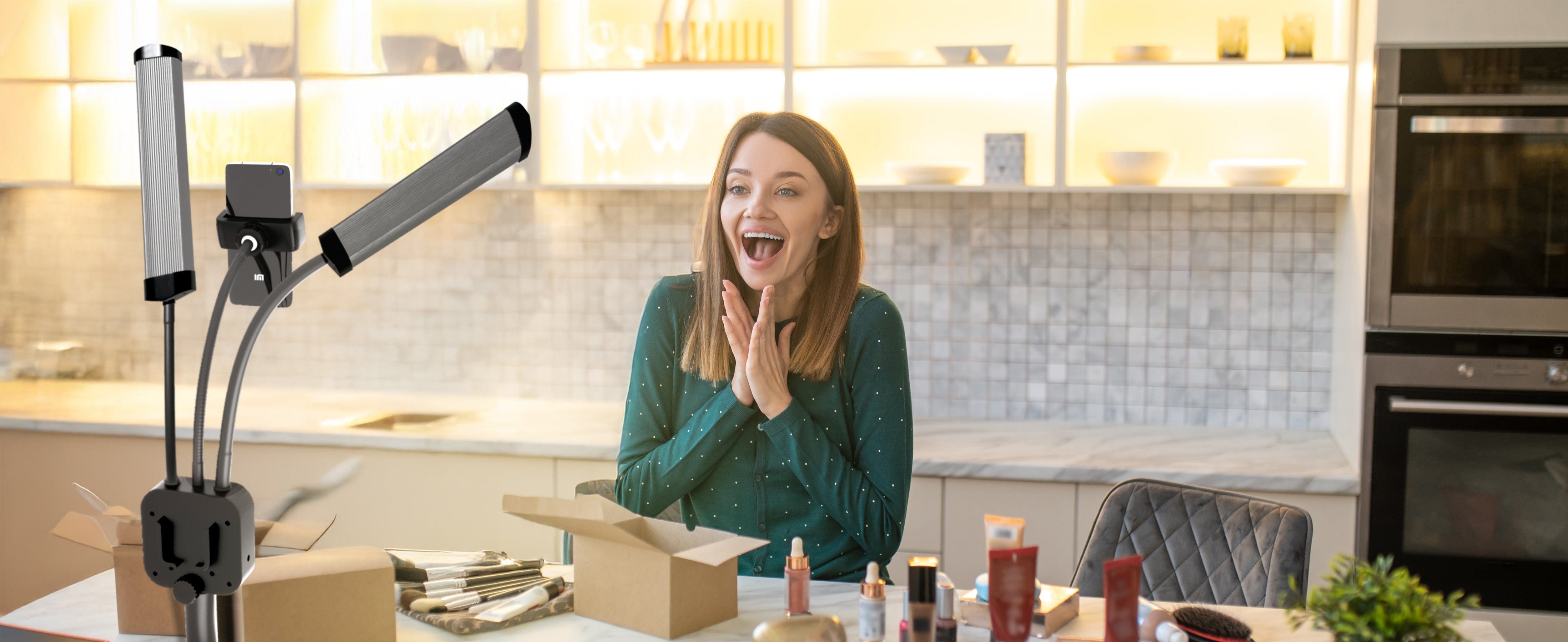TOYSHI Selfie Light with Dual Flexible LEDs and Phone Holder – Perfect for Streaming, Makeup, and Video Calls